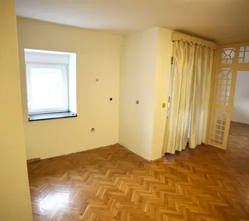 ĐAKOVO,CENTAR, prostrani 2S stan 46m2+24 m2, 4.kat, PRILIKA!! - cover