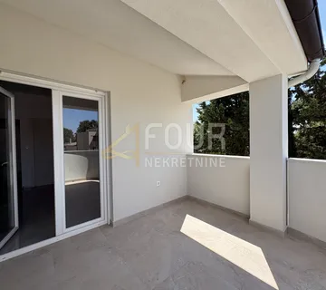 Istra, Šišan, 91.13m2, 3s+db, terasa - Šišan, Ližnjan