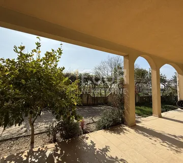 Istra, Galižana, samostojeća kuća, 421,51m2 - Galižana, Vodnjan