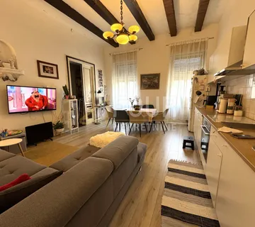 Rijeka, Centar, namješten stan, 85.10m2, 2s+db - cover