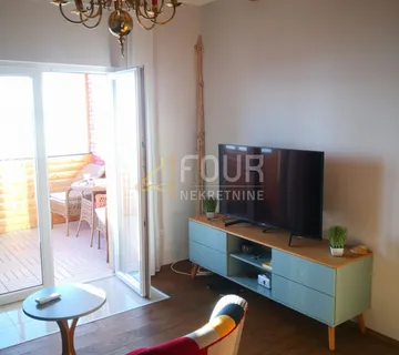 Novi Vinodolski, 51.25m2, 2skl, balkon