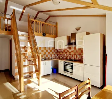 Istra, Ližnjan, 92.53m2, 2s+db+galerija, lođa, pogled na more