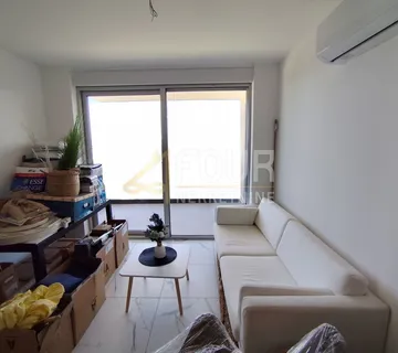 Istra, Ližnjan, 2s+db, lođa i terasa, novogradnja