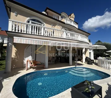 Istra, Pula, Premantura, samostojeća kuća s bazenom, 414m2 - Premantura, Medulin