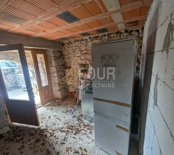 Crikveničko zaleđe, Grižane, dvije etaže, stan + konoba, vrt - Grižane, Vinodolska općina