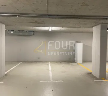 Opatija, 25m2, garažno parkirno mjesto