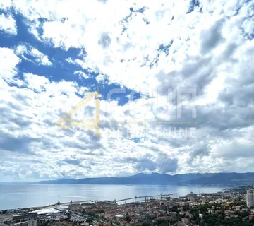 Rijeka, Trsat, etaža 102.55m2, 3s+db, panoramski pogled na more
