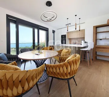Opatija, Ika, 108.51m2, dvoetažni 2s+db, terasa i balkon - Ika, Opatija