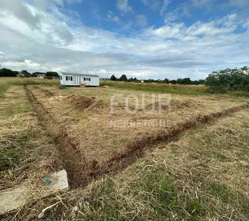 Istra, Šišan, poljoprivredno zemljište 500m2 - Šišan, Ližnjan