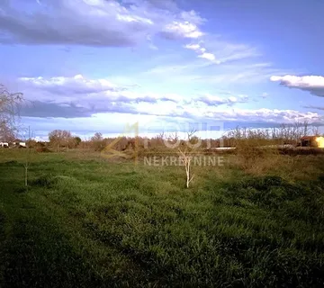 Istra, Pula - okolica, Šikići, poljoprivredno zemljište, 2.298m2 - cover