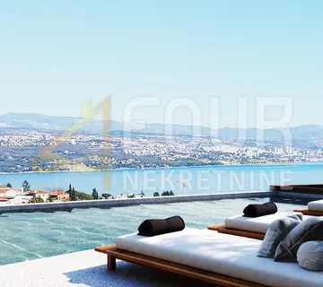 Opatija, luksuzan stan, 95.63m2, 2s+db, terasa