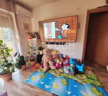 Mavrinci, 230m2, samostojeća kuća - 3 stana - Mavrinci, Čavle