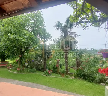 Čavle, samostojeća kuća, garaža, velika okućnica - cover