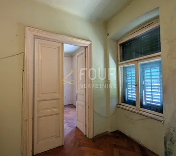 Najam, Rijeka - Centar, 91.9m2, 3skl, moguć smještaj radnika!