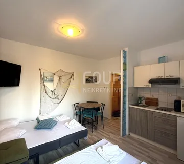 Novi Vinodolski, garsonijera, 24m2