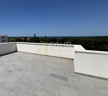 Istra, Peroj, dvojna kuća s bazenom, novogradnja - Peroj, Vodnjan