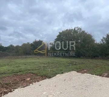 Istra, Kanfanar - okolica, građevinsko zemljište 480m2