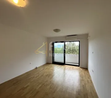 Otok Krk, Baška - okolica, 40.92m2, 1s+db, bazen na korištenje