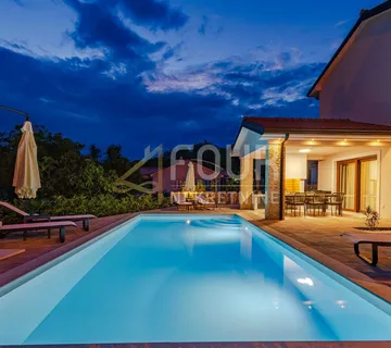 Otok Krk, Dobrinj - okolica, dizajnerska vila s bazenom - cover