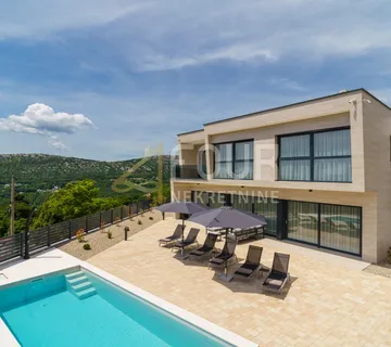 Bribir, novogradnja, moderna vila s bazenom - cover