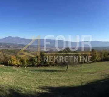 Istra, Pićan - okolica, poljoprivredno zemljište, 650m2 - Kukurini, Pićan