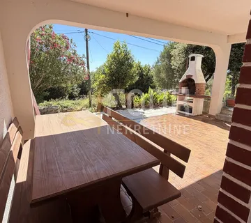 Otok Rab, kuća u nizu, 136m2 - Barbat na Rabu, Rab
