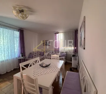 Istra, Fažana, samostojeća, apartmanska kuća, 280m2