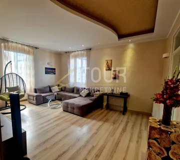 Rijeka - širi Centar, 108.03m2, 3s+db, balkon