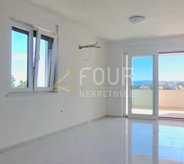 Novi Vinodolski, novogradnja, 2s+db, 67.52m2, lođa - cover