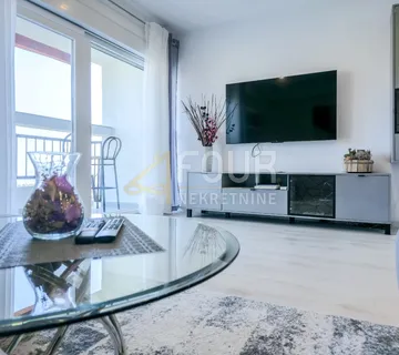 Rijeka, Belveder, adaptiran stan, 56.20m2, 1s+db, pogled na more - cover
