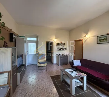 Rijeka, Krnjevo, samostojeća kuća s 2 stana, pogled na more! Rijetkost!