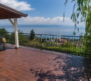 Lovran, Oprić, kuća s panoramskim pogledom - Oprić, Opatija