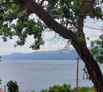 Rijeka, Kantrida, zemljište 1.341m2 - dio građevinski, a dio zeleni pojas - cover