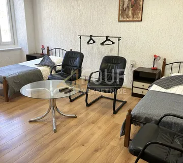 Najam, Rijeka, Centar, 72.84m2, stan za 6 osoba - cover