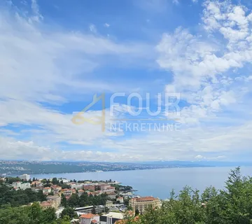 Opatija, samostojeća kuća, 360m2, pogled na more
