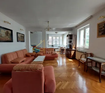 Rijeka, Škurinje, adaptirana kuća s 3 stana i garažom