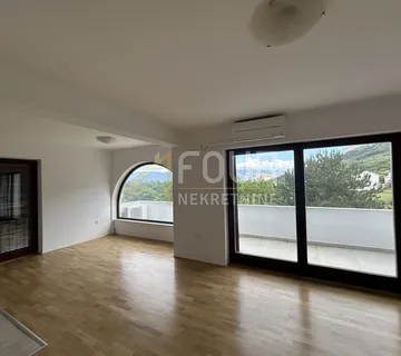 Otok Krk, Baška - okolica, 72.74m2, 2s+db, bazen na korištenje