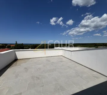 Istra, Peroj, dvojna kuća s bazenom, novogradnja - Peroj, Vodnjan