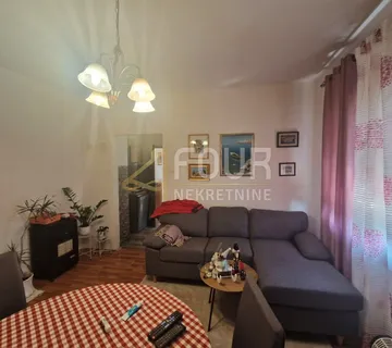 Rijeka, Pehlin, etaža 130m2, 3skl, terasa, okućnica 641m2