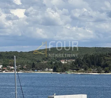 Istra, Rovinj - sami centar, 29.70m2 stan + tavan 16.50m2