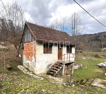 Gorski kotar, Vrbovsko - okolica, mala kuća s prostranom okućnicom - cover