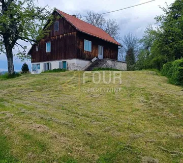 Gorski kotar, Vrbovsko, kuća 200m2 s velikom okućnicom