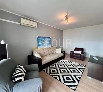 Kastav, Rešetari, 73.20m2, 2s+db, zatvorena lođa, pogled na more