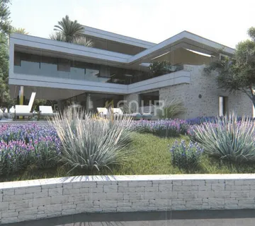 Istra, Savudrija, građevinsko zemljište od 1.035m2 za izgrdanju moderne vile - Savudrija, Umag