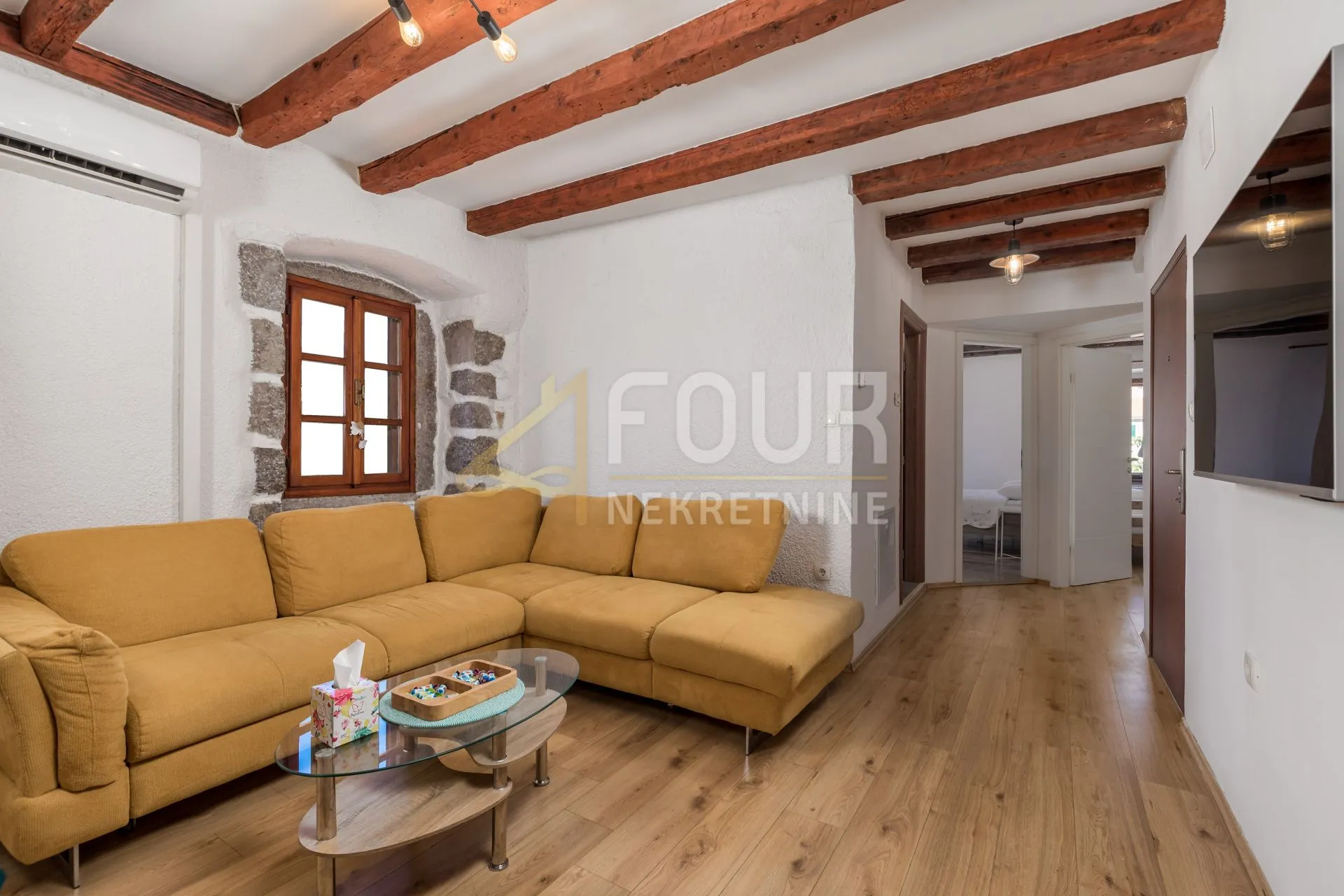 Rijeka, Centar, 49.67m2, stan u strogom centru - cover