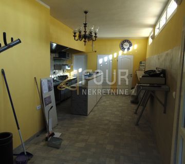 Istra, Pula, poslovni prostor, caffe bar + fast food - cover