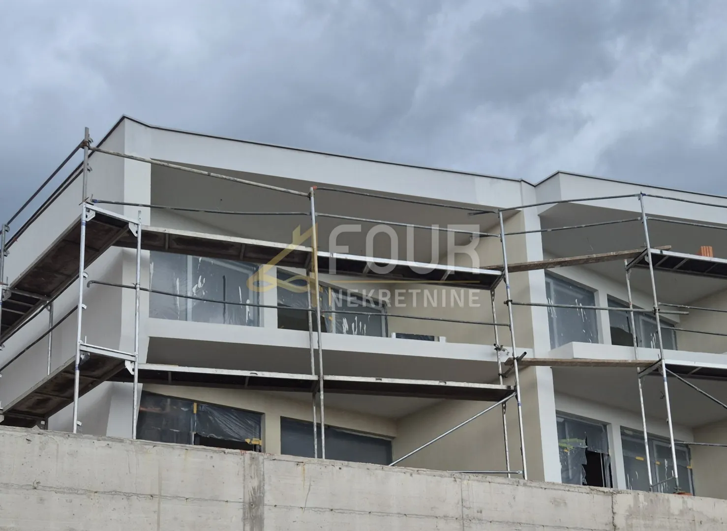 Jadranovo, novogradnja, kuća s bazenom - cover