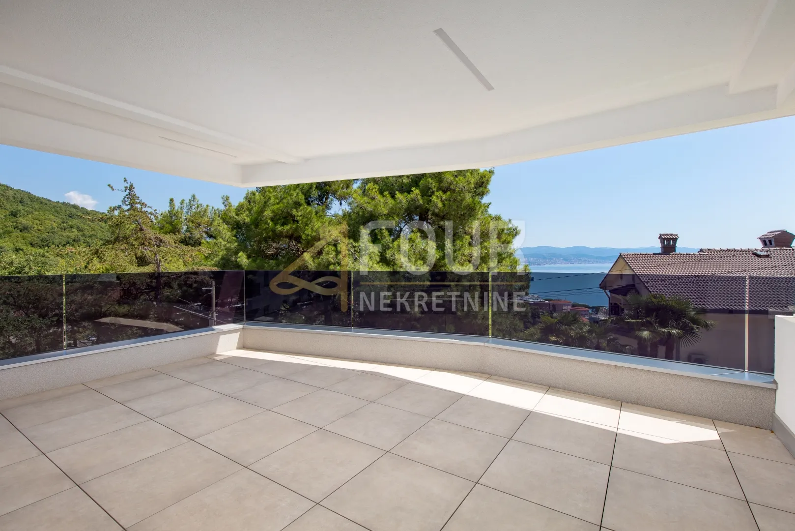 Opatija, vrhunska novogradnja, 2s+db, pogled na more - cover