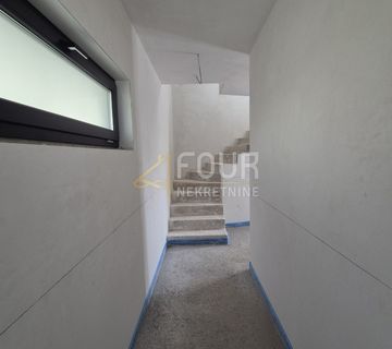 Istra, Buzet, moderna samostojeća kuća - visoki roh bau - cover