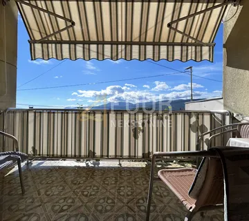 Ćikovići, kuća u nizu, garaža i okućnica - cover